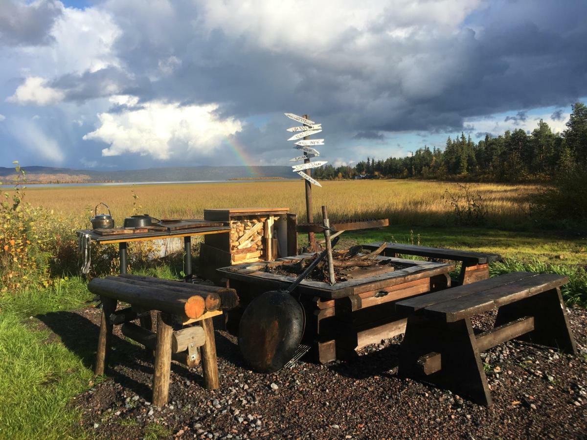 Camp Caroli Wooden Cabins Jukkasjärvi المظهر الخارجي الصورة